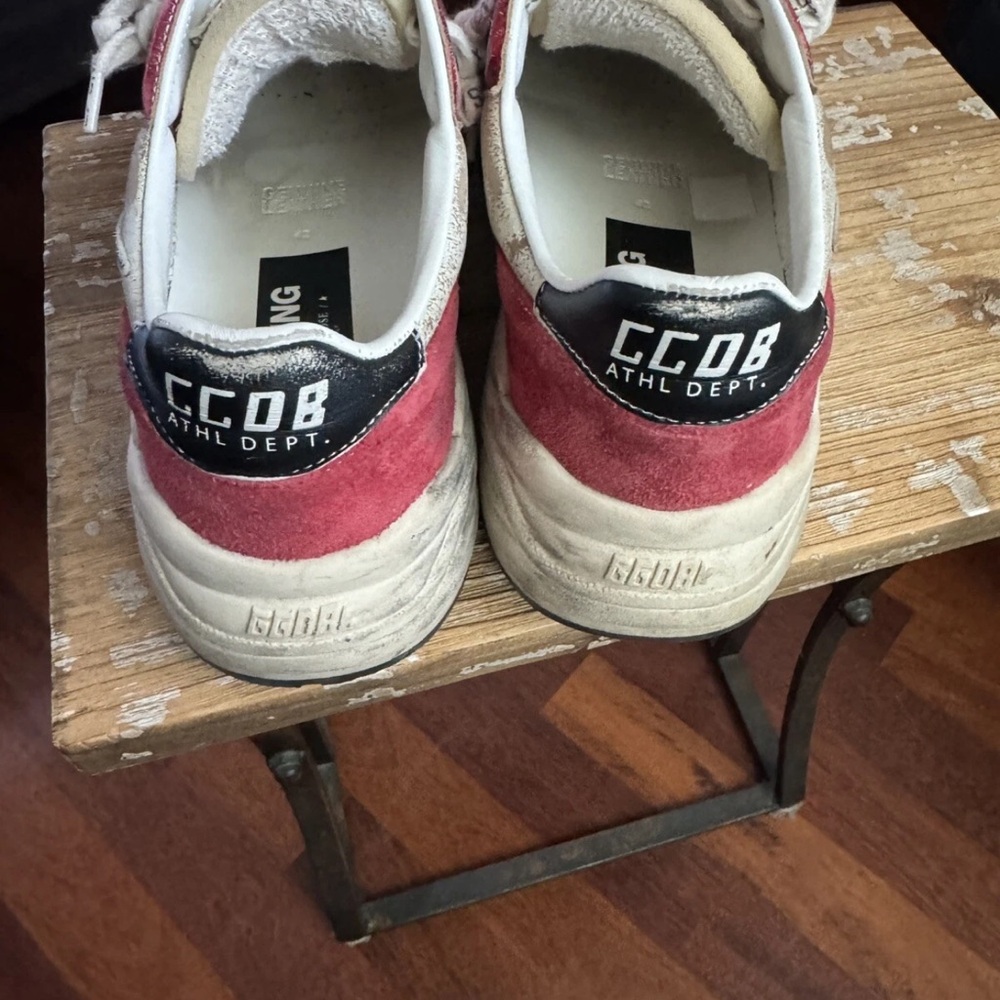 Golden Goose Red and White Sneakers - Picture 3 of 9